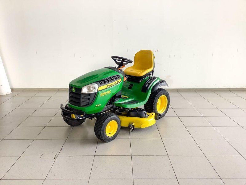 John Deere X165
