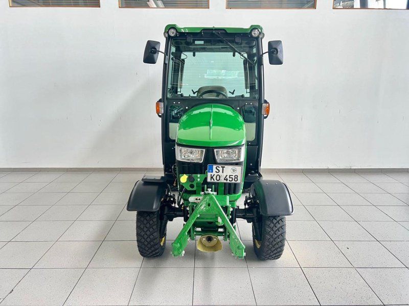John Deere 2038R