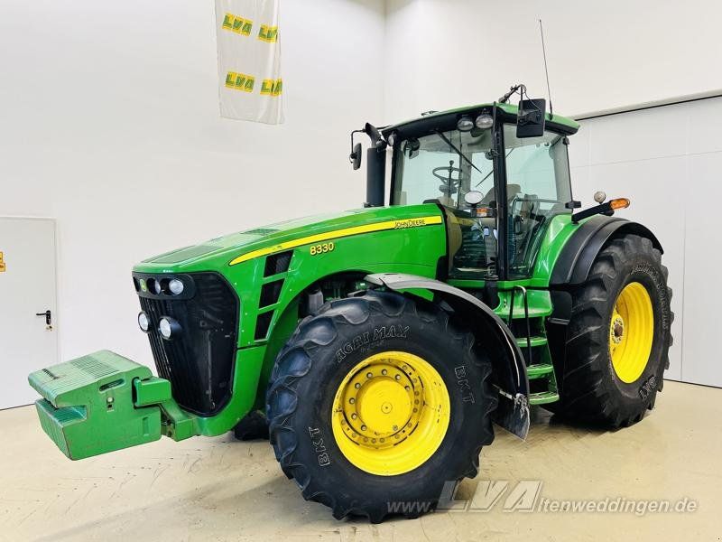 John Deere 8330 PowerShift