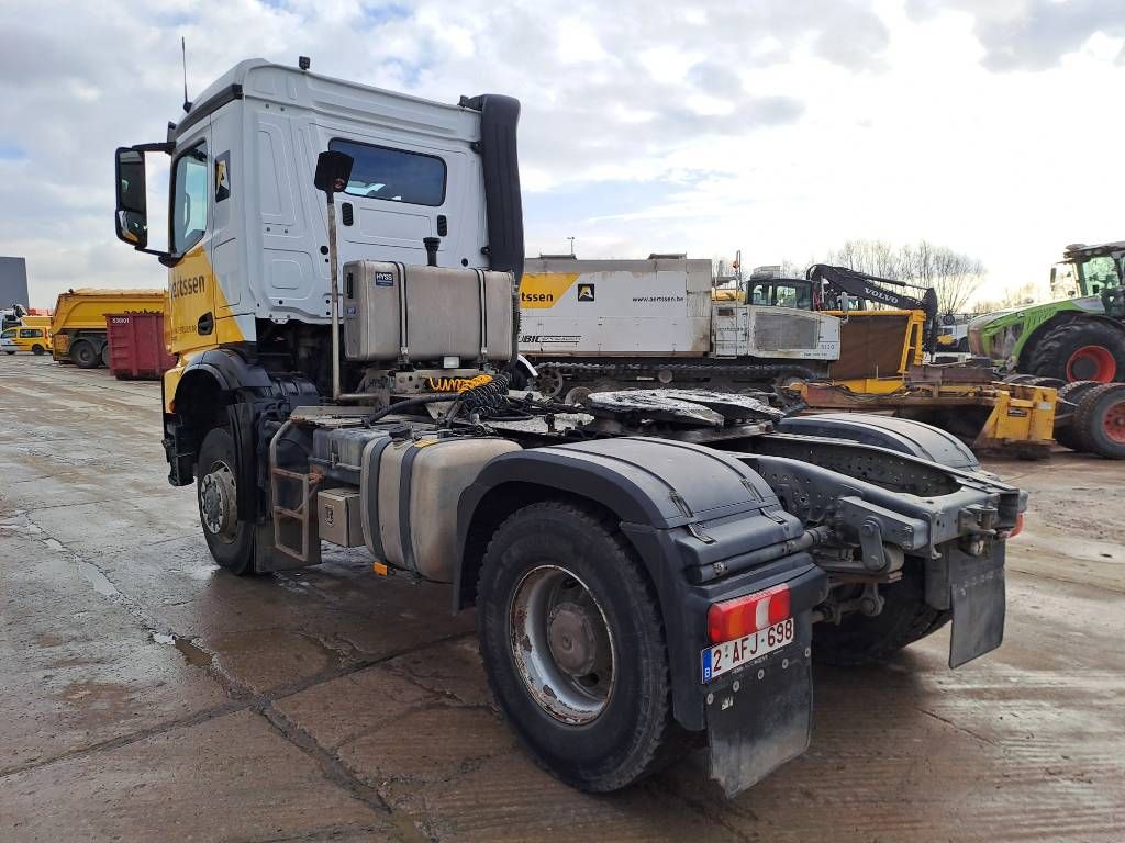 Mercedes-Benz Arocs 2045