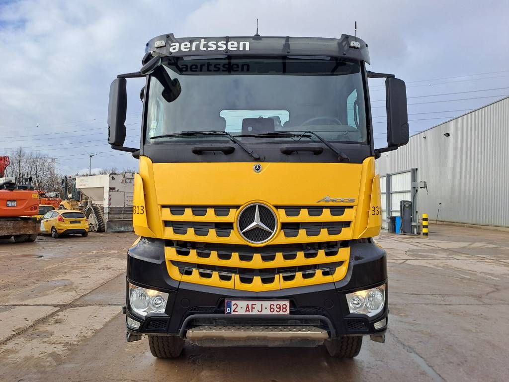 Mercedes-Benz Arocs 2045