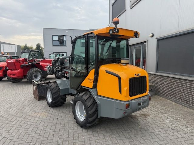 GIANT V5003T TELE HD AIRCO TELESCOOP Functions Verreiker Shovel