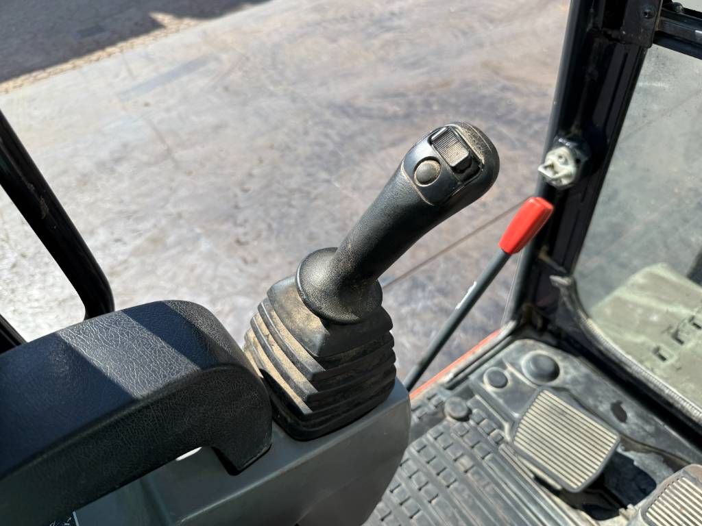 Kubota KX080-4 - Hammer Lines / Quick Coupler