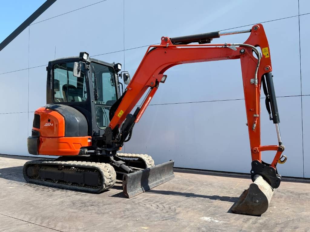 Kubota KX 037-4 - Hammer Lines / Quick Coupler