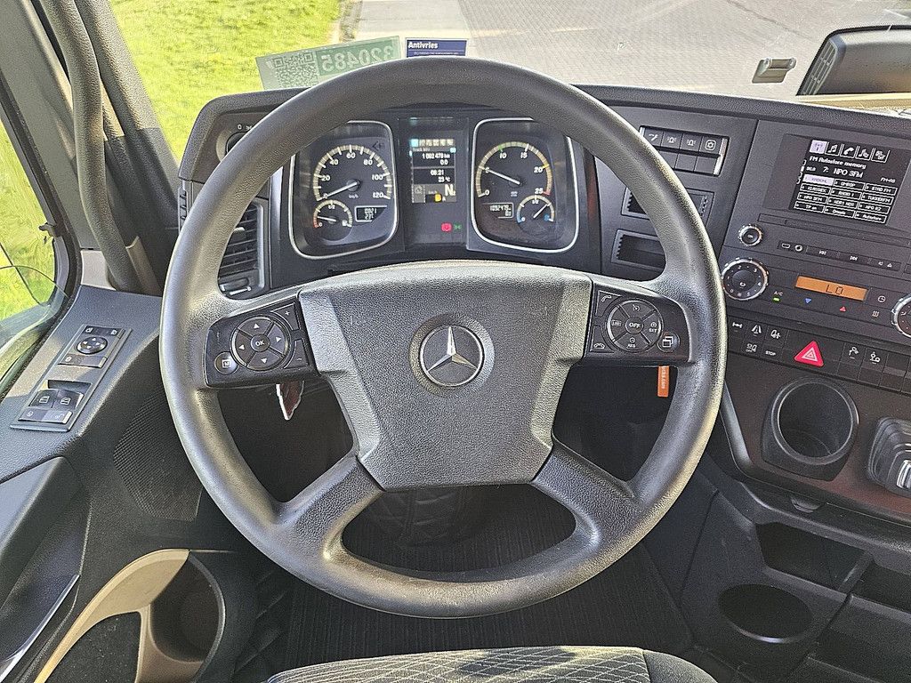 MERCEDES-BENZ ACTROS 1842 LS