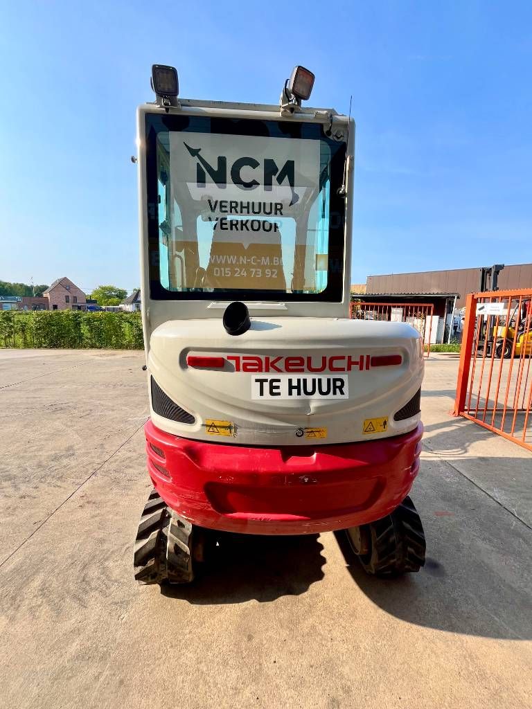 Takeuchi TB 235