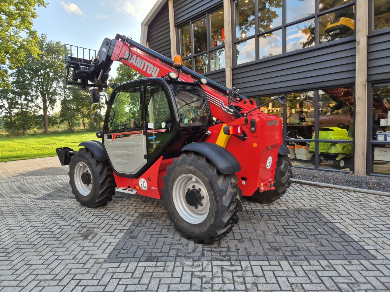 Gebruikte MANITOU MT 1033 easy verreiker 10 m