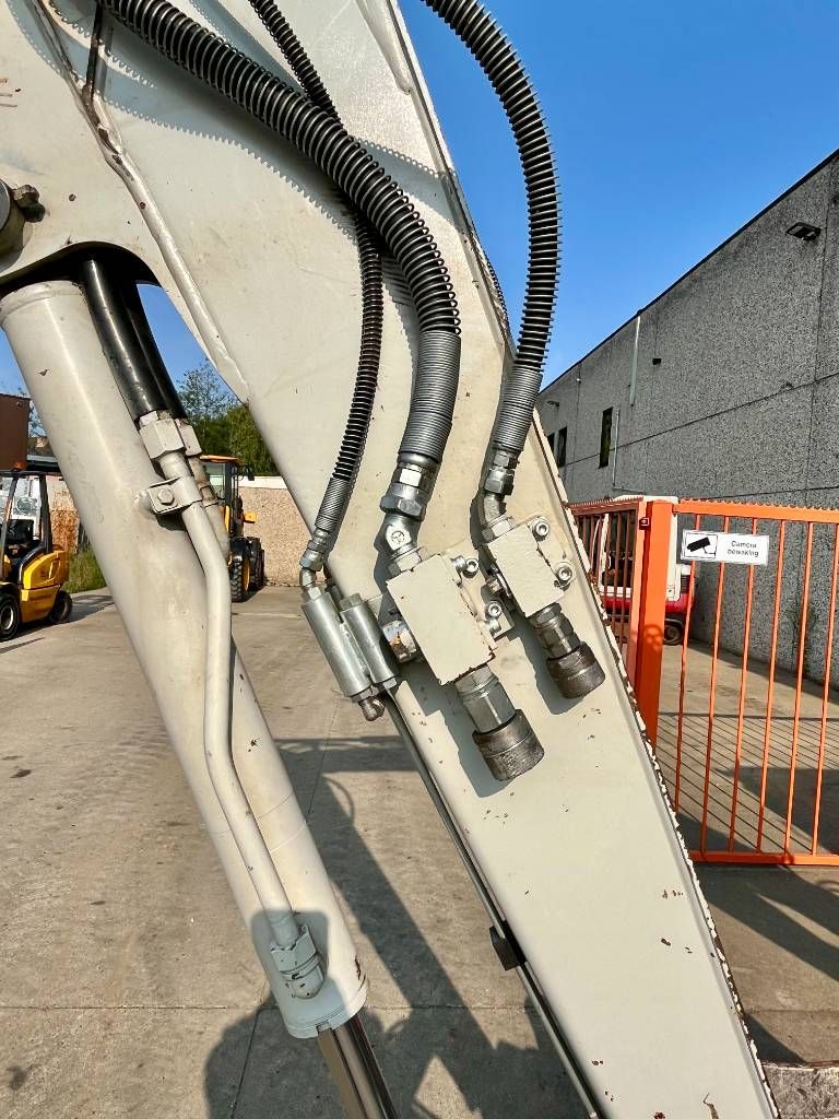 Takeuchi TB 257 FR