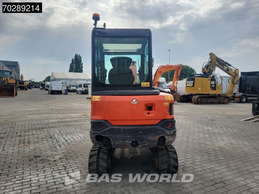 Kubota KX027-4