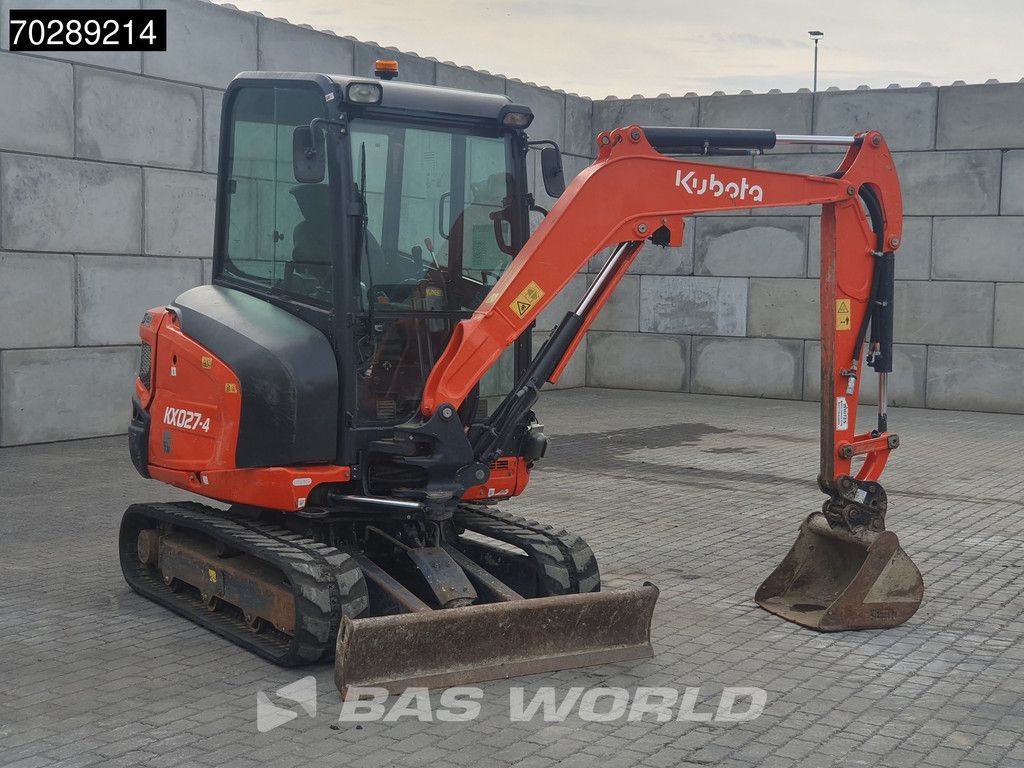 Kubota KX027-4