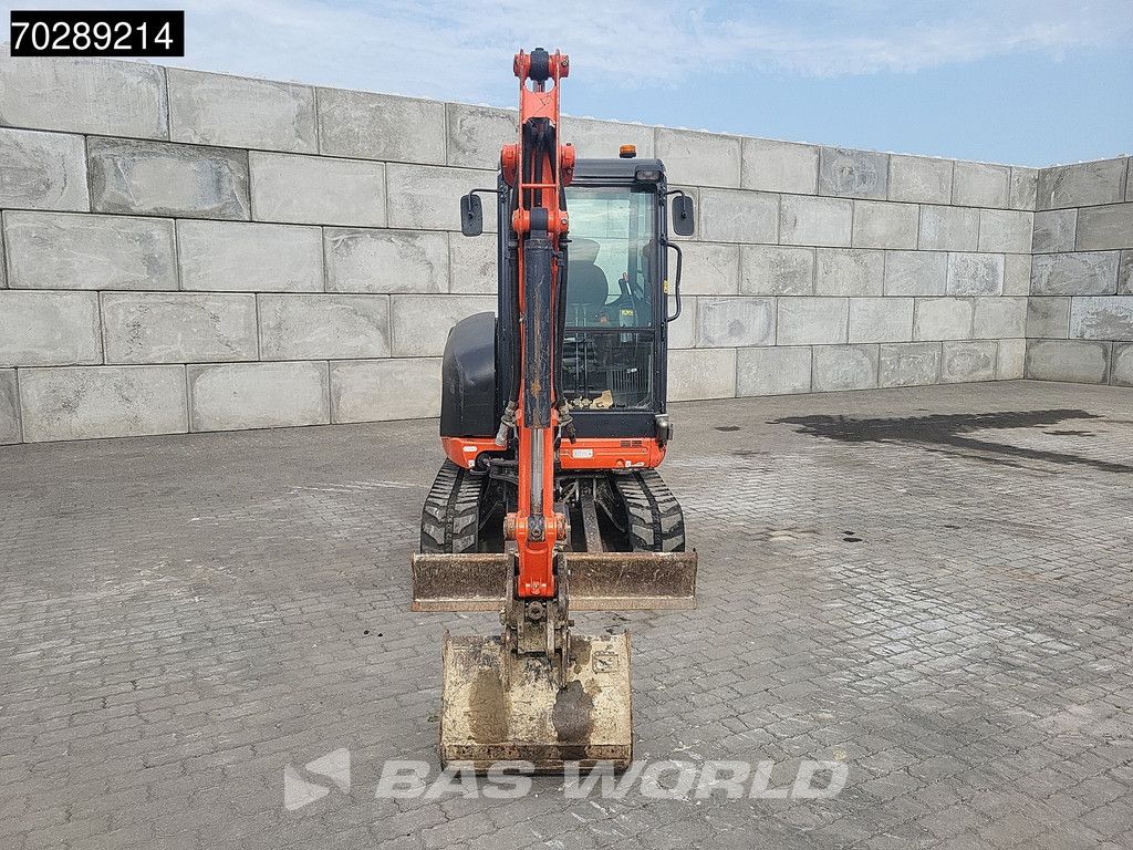 Kubota KX027-4