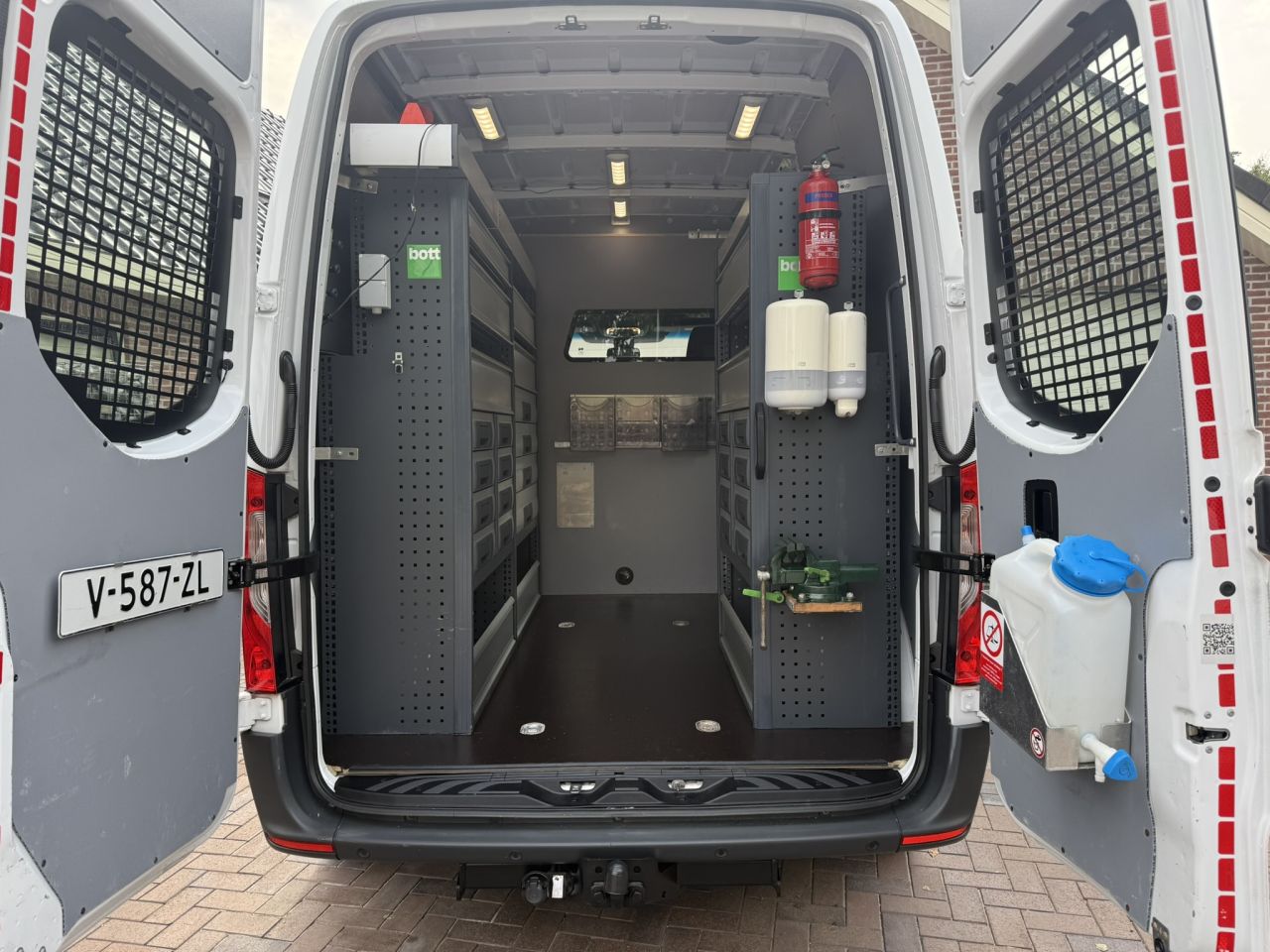 Mercedes Sprinter 314 cdi service bus Bott bedrijfswagen inricht