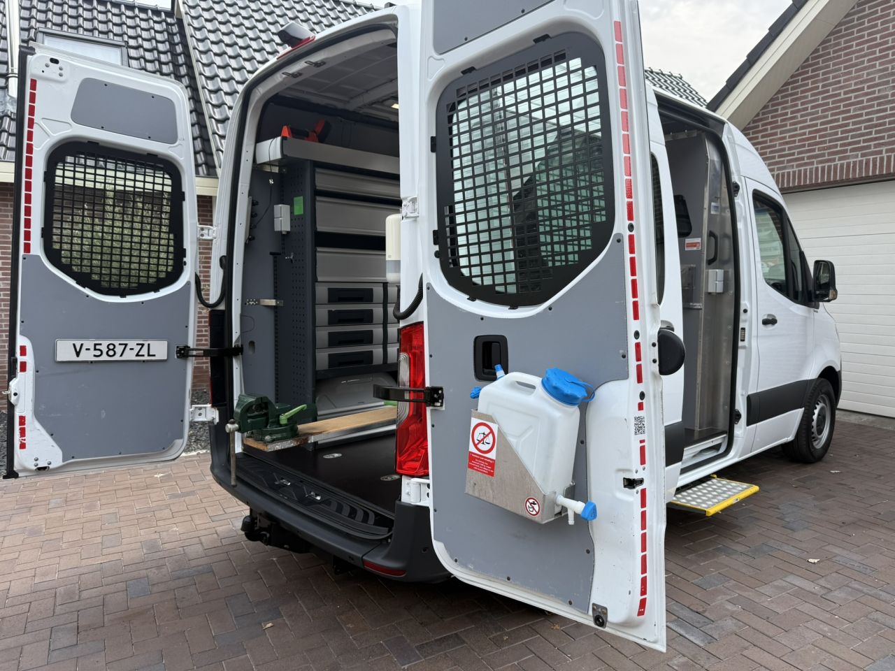 Mercedes Sprinter 314 cdi service bus Bott bedrijfswagen inricht