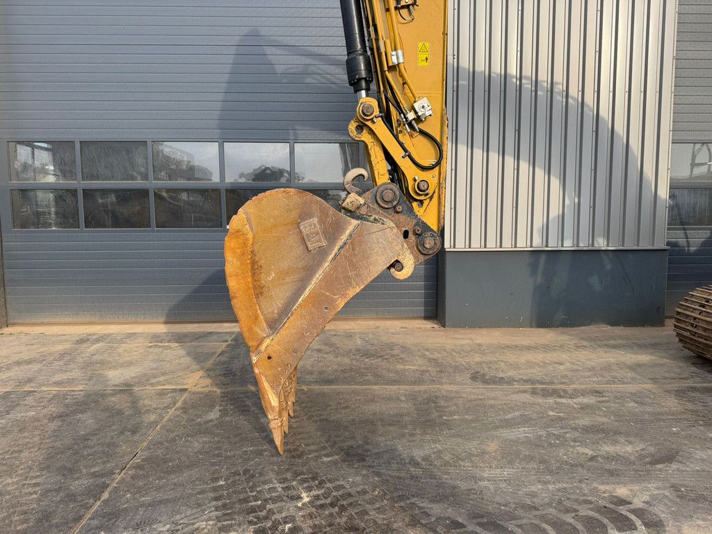 Caterpillar 323 07A