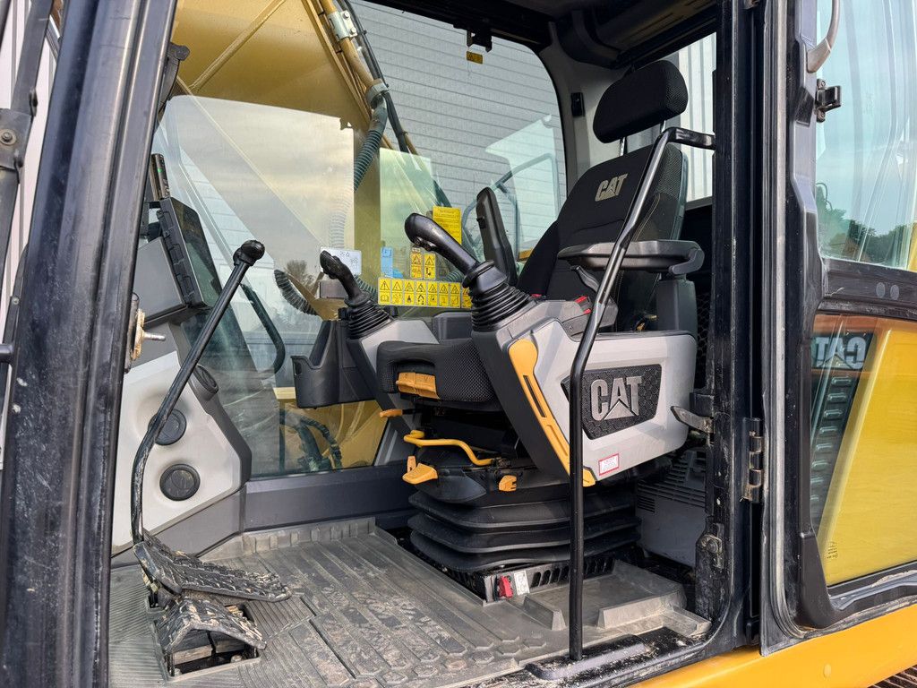 Caterpillar 323 07A