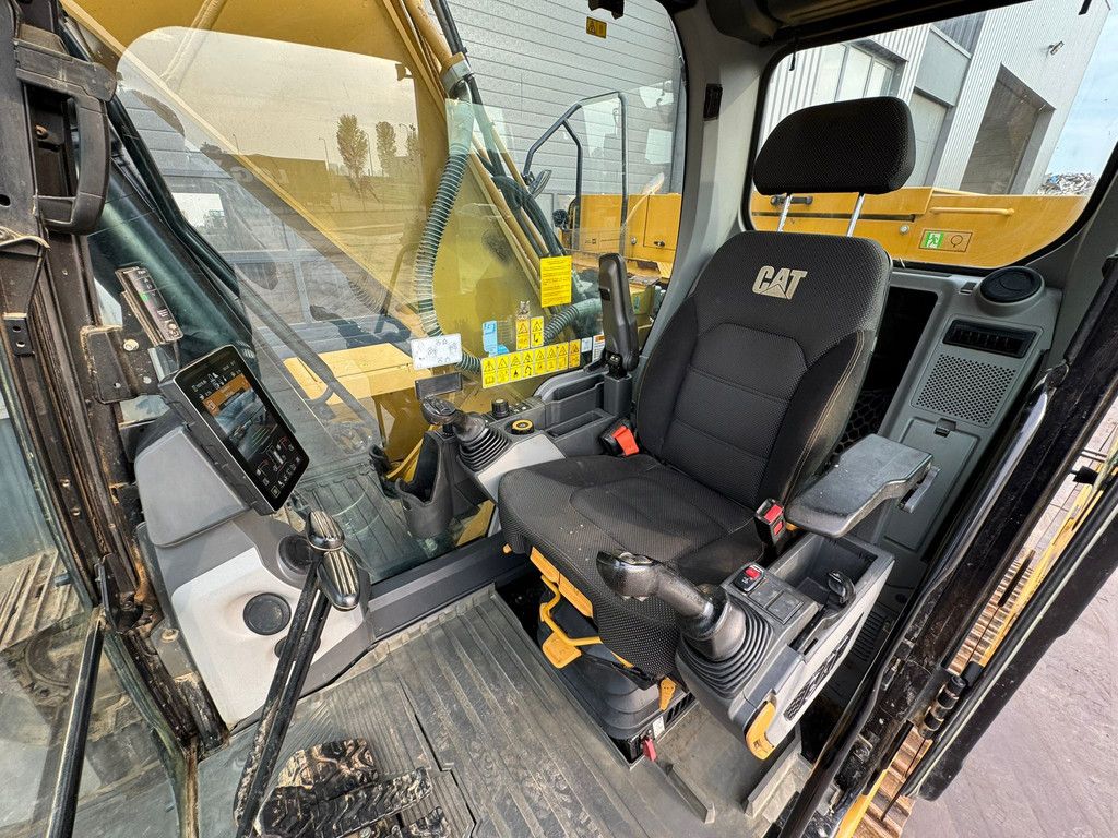 Caterpillar 323 07A