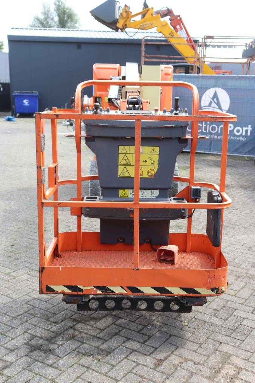 JLG E300AJP Electric 11.0m Articulated Boom Lift 2012