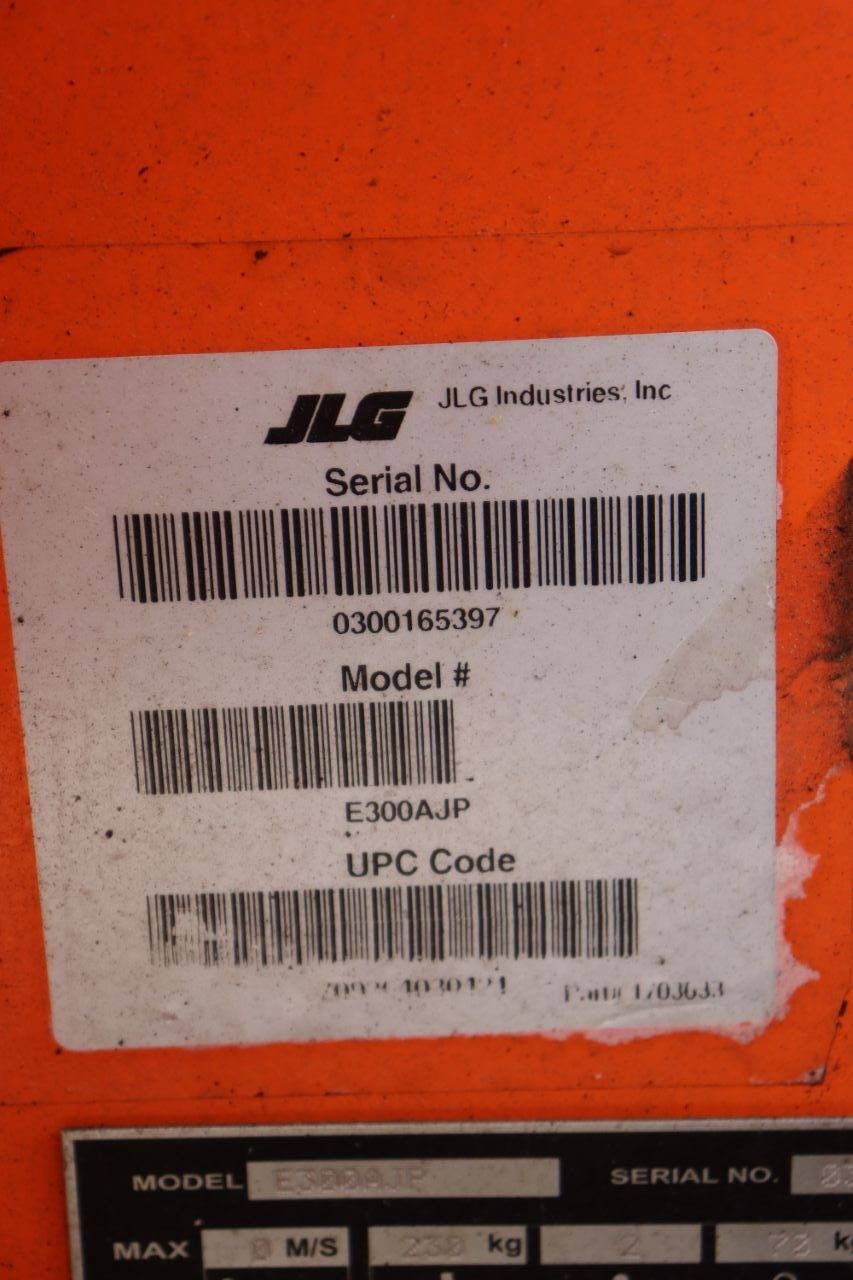 JLG E300AJP Electric 11.0m Articulated Boom Lift 2012