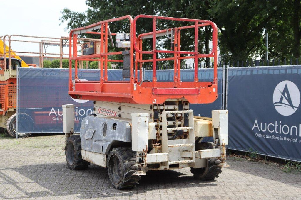 Scherenbühne Haulotte Compact 12DX Diesel 12m 2012