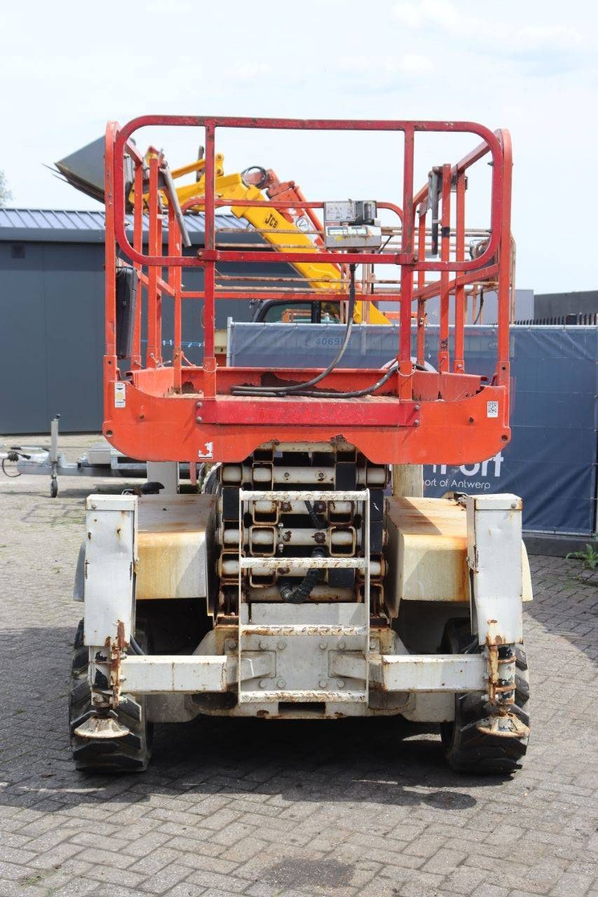 Scherenbühne Haulotte Compact 12DX Diesel 12m 2012