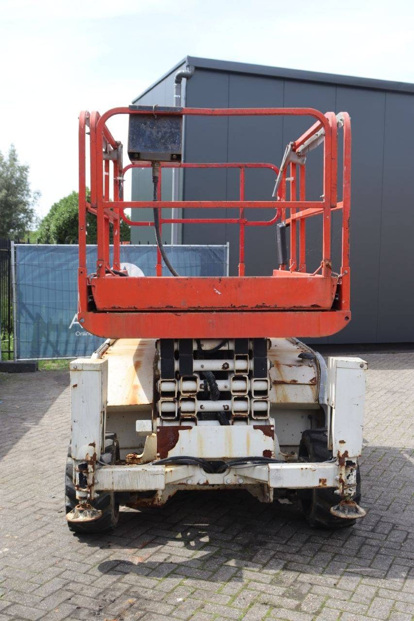 Scherenbühne Haulotte Compact 12DX Diesel 12m 2012