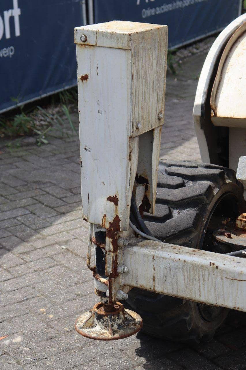 Scherenbühne Haulotte Compact 12DX Diesel 12m 2012