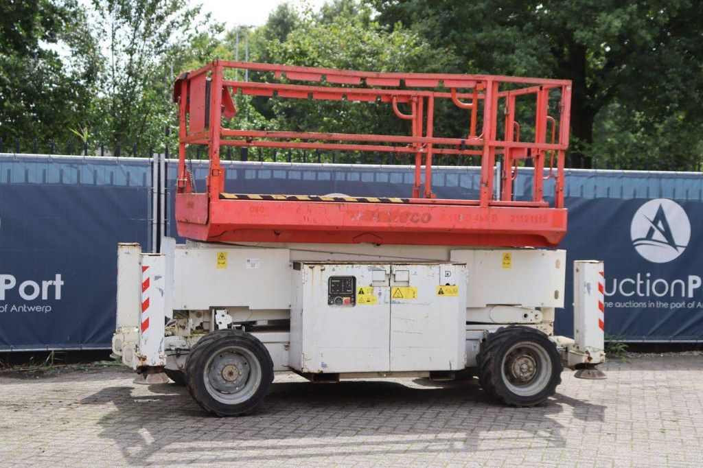 Scissor lift Genie GS-3369 Diesel 12m 2013