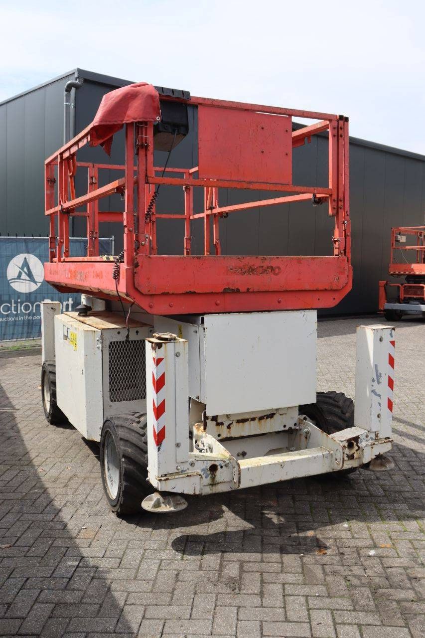 Scissor lift Genie GS-3369 Diesel 12m 2013