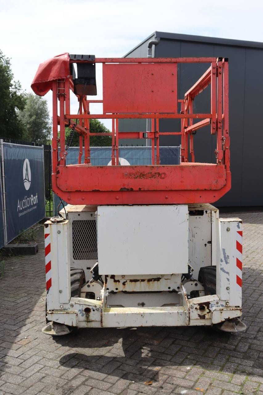 Scissor lift Genie GS-3369 Diesel 12m 2013
