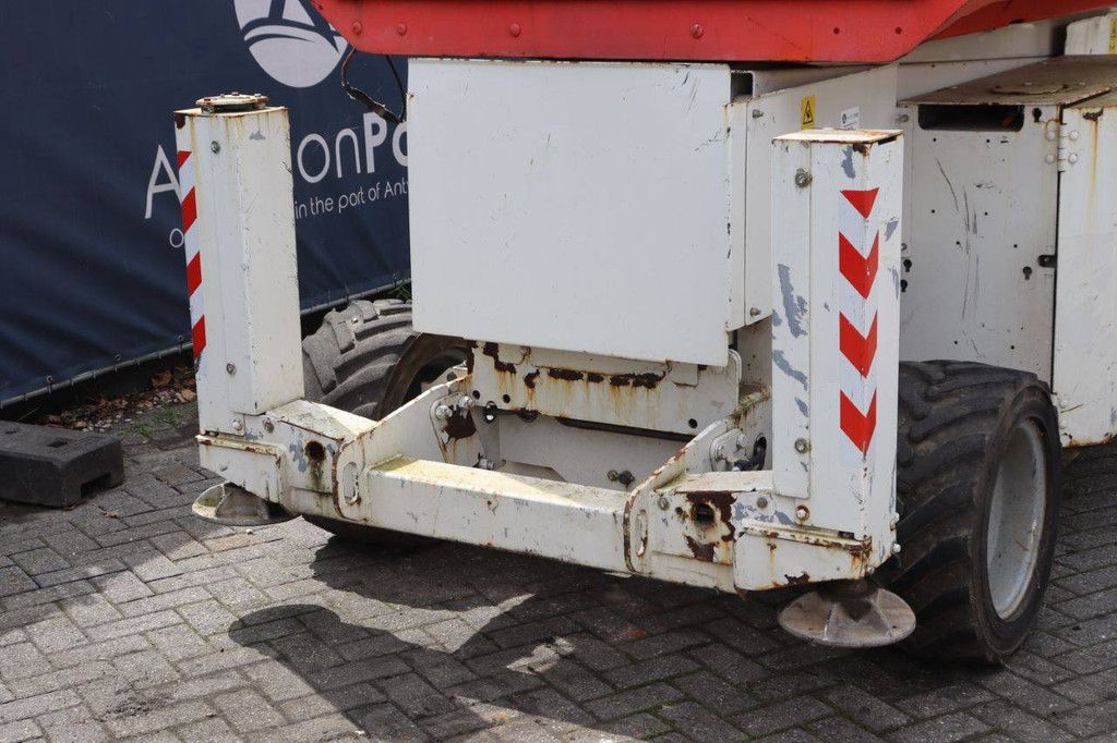Scissor lift Genie GS-3369 Diesel 12m 2013