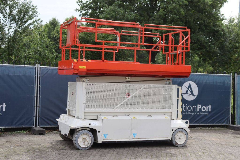 Schaarlift PB S151-16E Elektrisch 15.3m 2015
