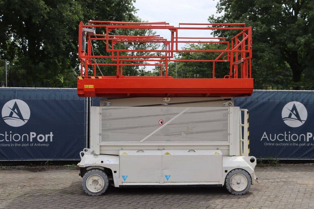 Schaarlift PB S151-16E Elektrisch 15.3m 2015