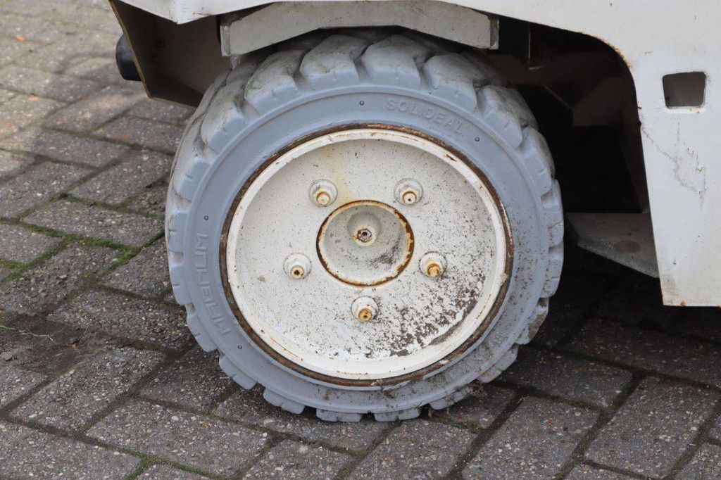 Schaarlift PB S151-16E Elektrisch 15.3m 2015