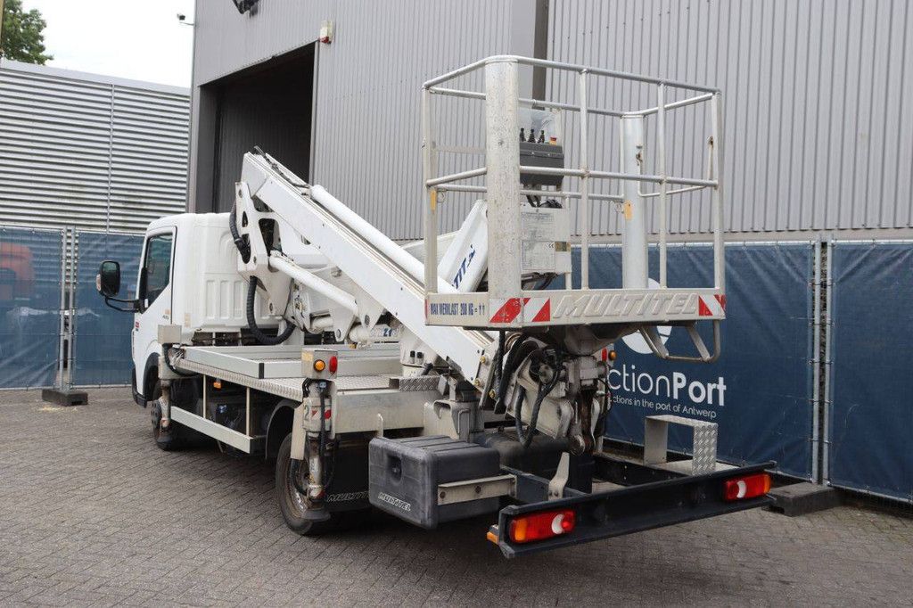 Autohoogwerker Renault Maxity Diesel