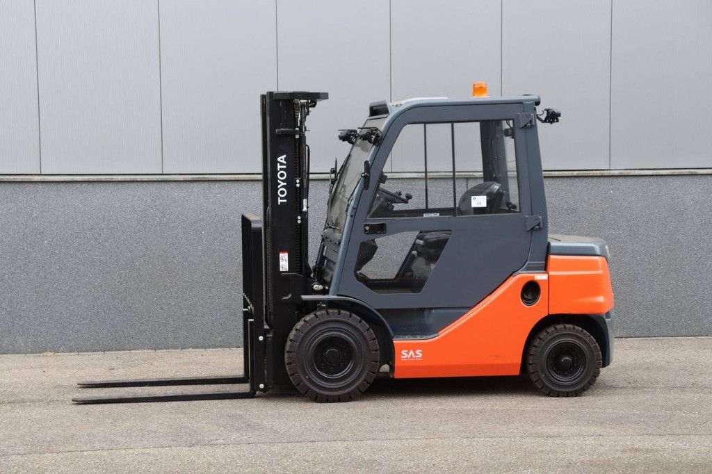 Forklift Toyota 52-8FDF25 Diesel 2500kg 4.7m 2023 New
