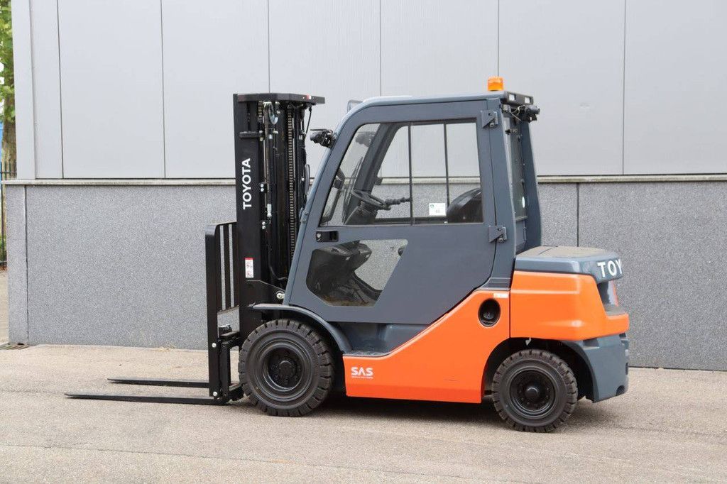 Forklift Toyota 52-8FDF25 Diesel 2500kg 4.7m 2023 New
