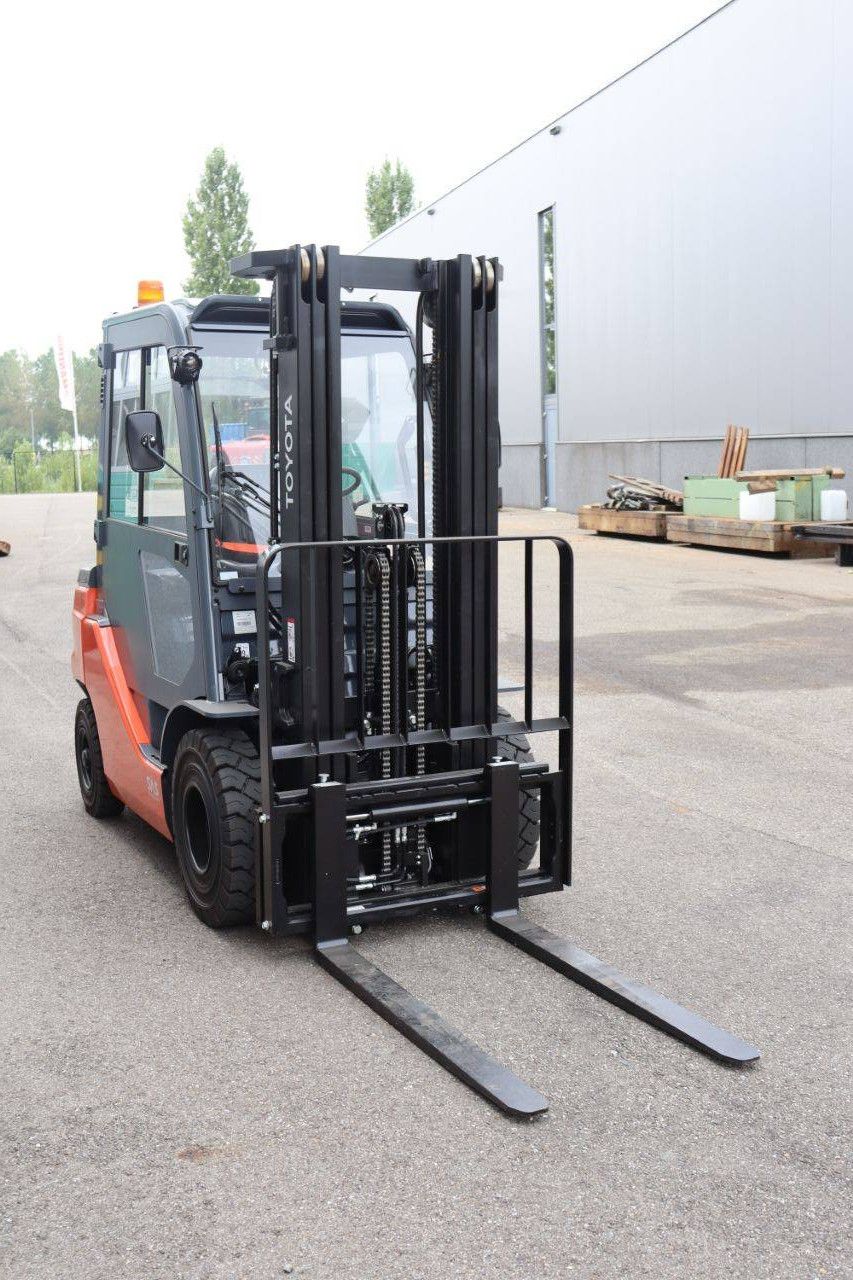 Forklift Toyota 52-8FDF25 Diesel 2500kg 4.7m 2023 New