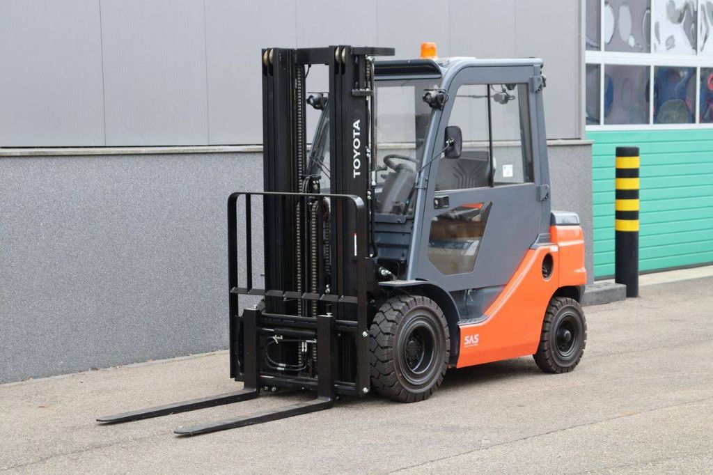 Forklift Toyota 52-8FDF25 Diesel 2500kg 4.7m 2023 New
