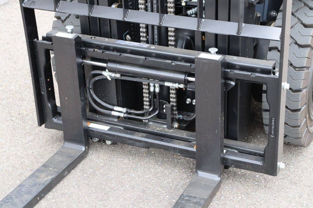 Forklift Toyota 52-8FDF25 Diesel 2500kg 4.7m 2023 New