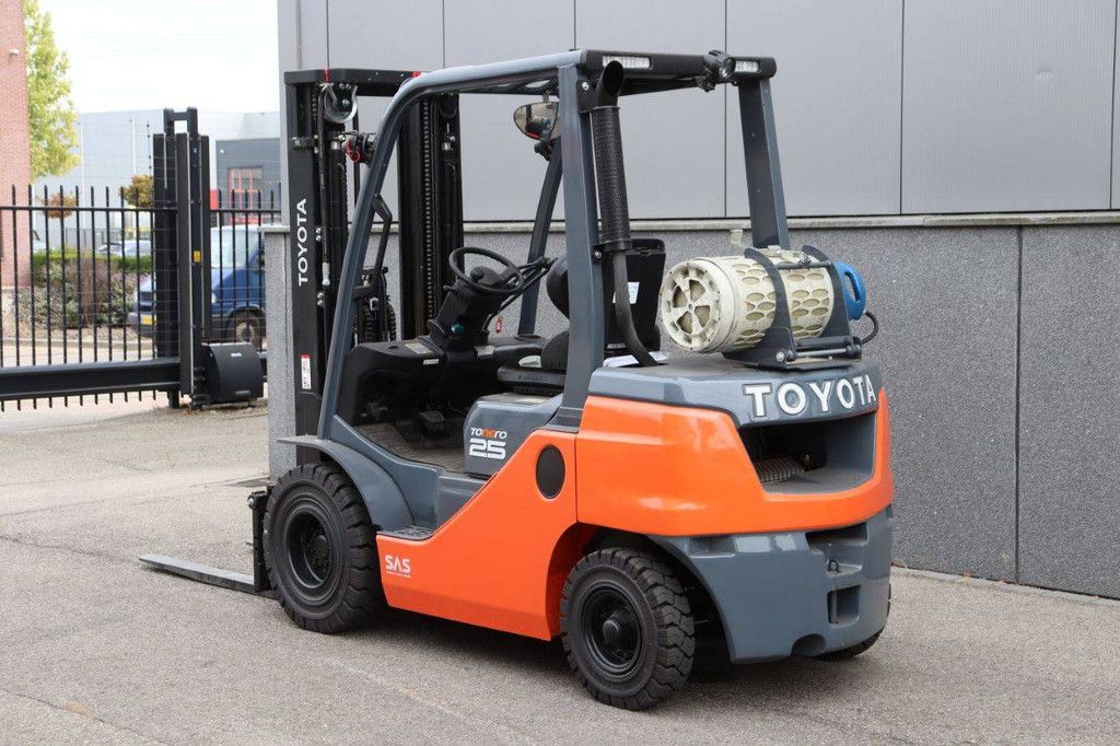 Forklift Toyota 02-8FGF25 LPG 2500kg 4.7m 2022 New