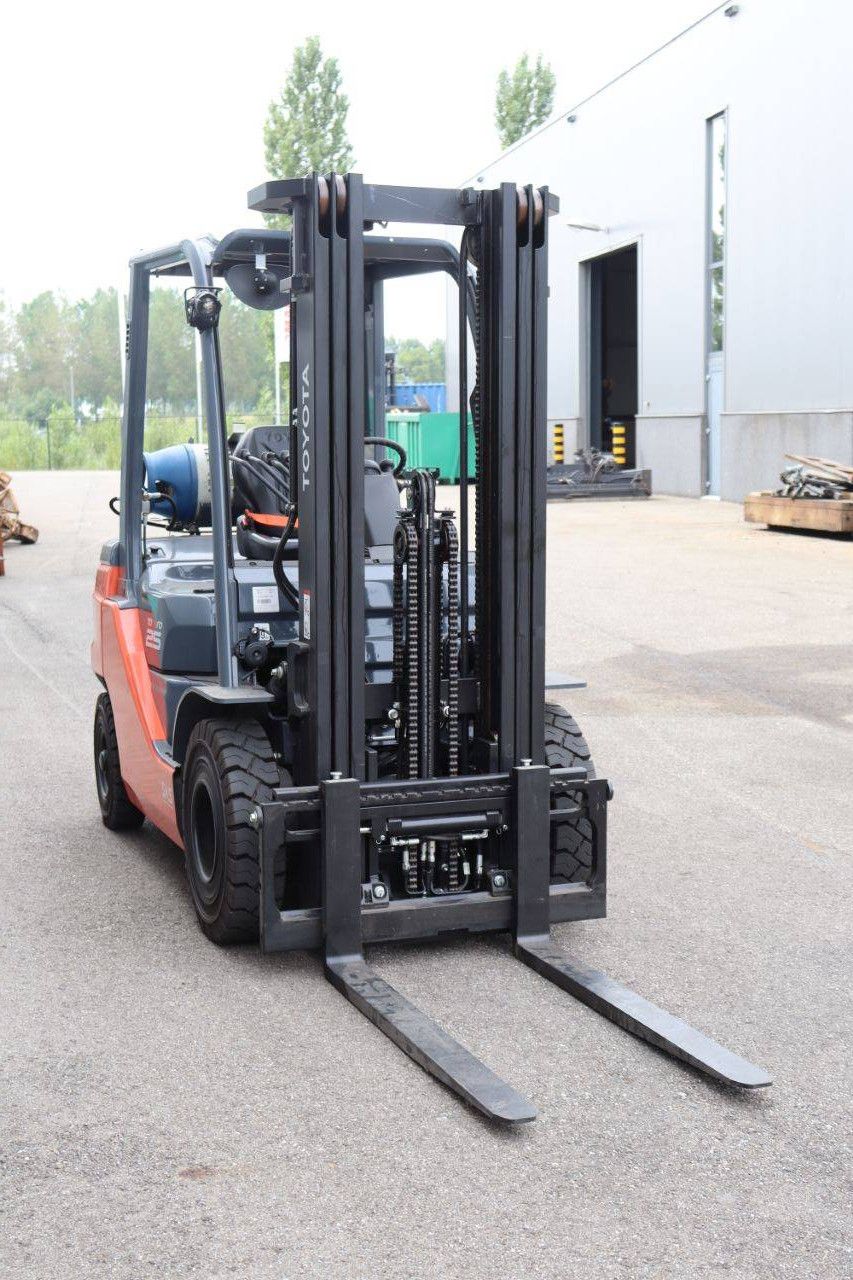 Forklift Toyota 02-8FGF25 LPG 2500kg 4.7m 2022 New