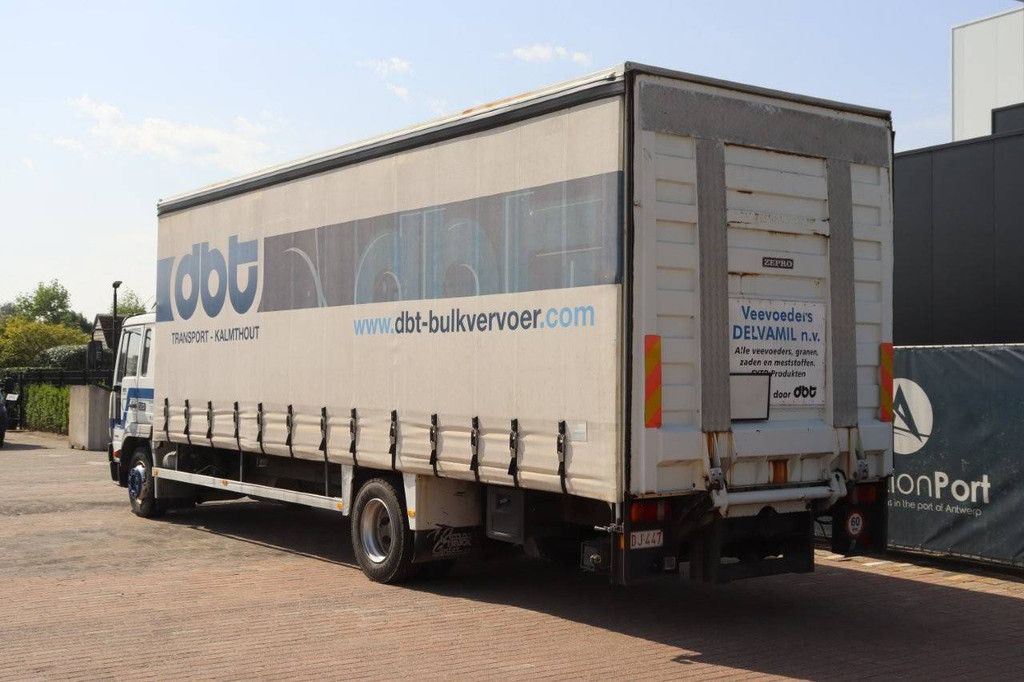 Bakwagen Vrachtwagen Volvo FL6 2001