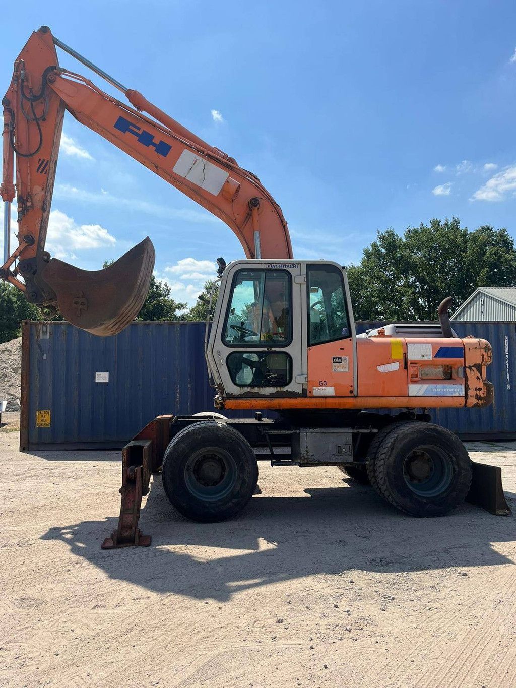 Wheel excavator Fiat Hitachi FH 150W3 Diesel