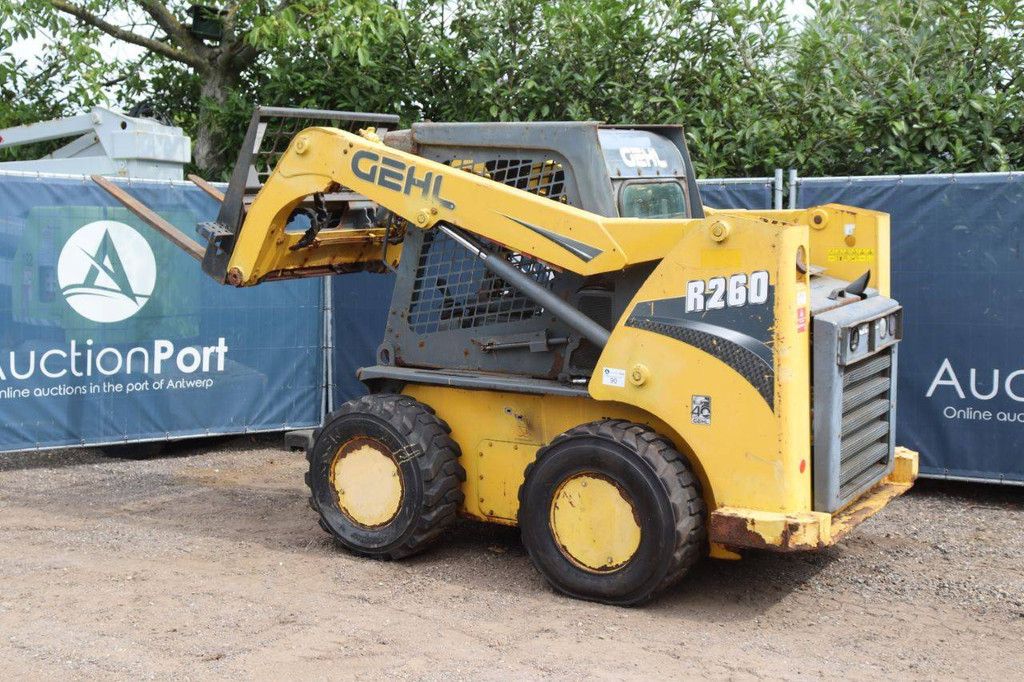 Schranklader Gehl R260 Diesel 72pk 2014