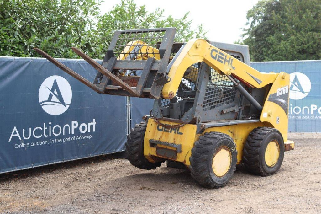 Schranklader Gehl R260 Diesel 72pk 2014