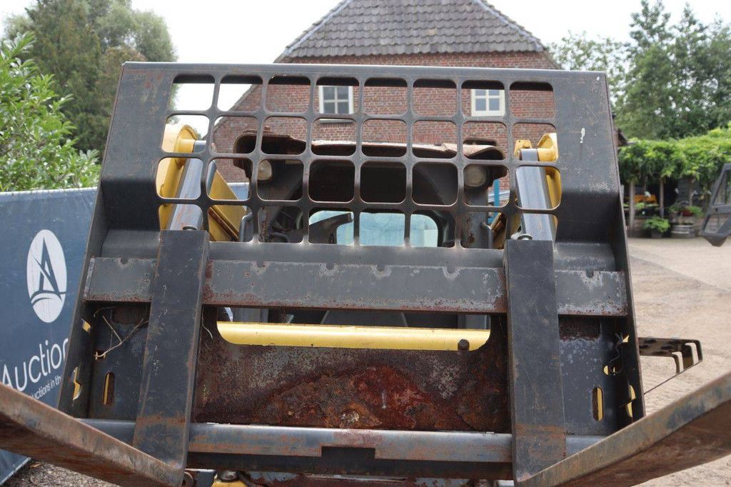 Schranklader Gehl R260 Diesel 72pk 2014