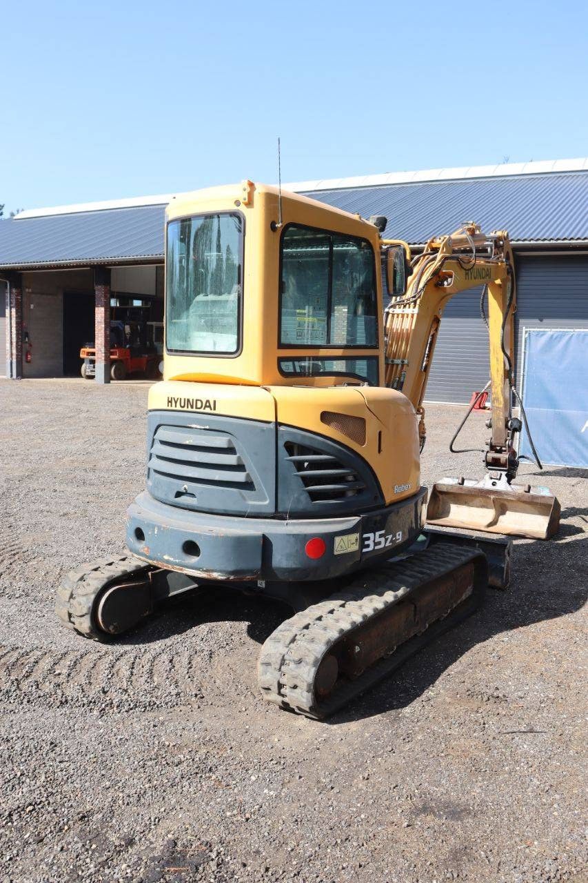 Crawler excavator Hyundai Robex 35Z-9 Diesel 27hp 2015