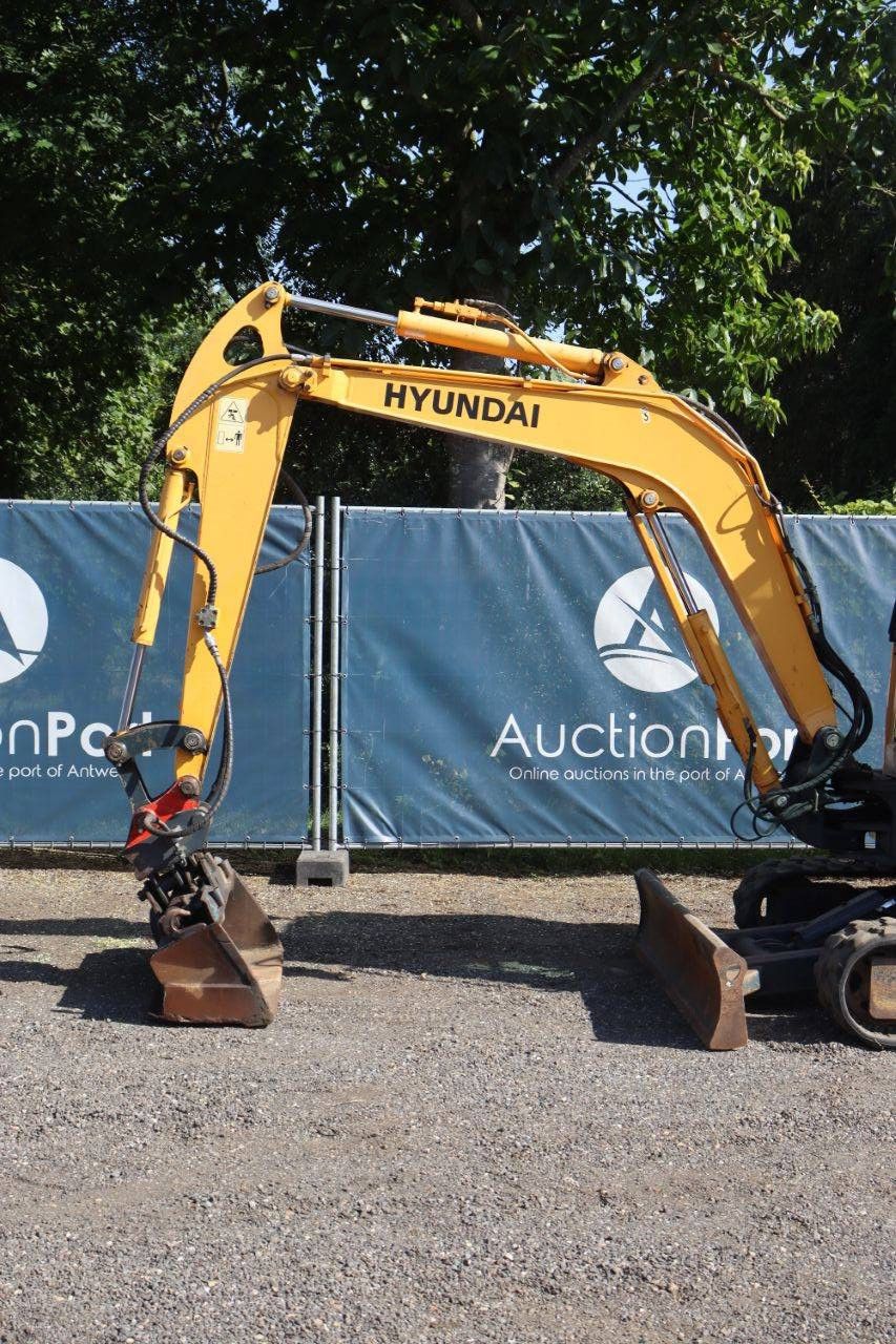 Crawler excavator Hyundai Robex 35Z-9 Diesel 27hp 2015