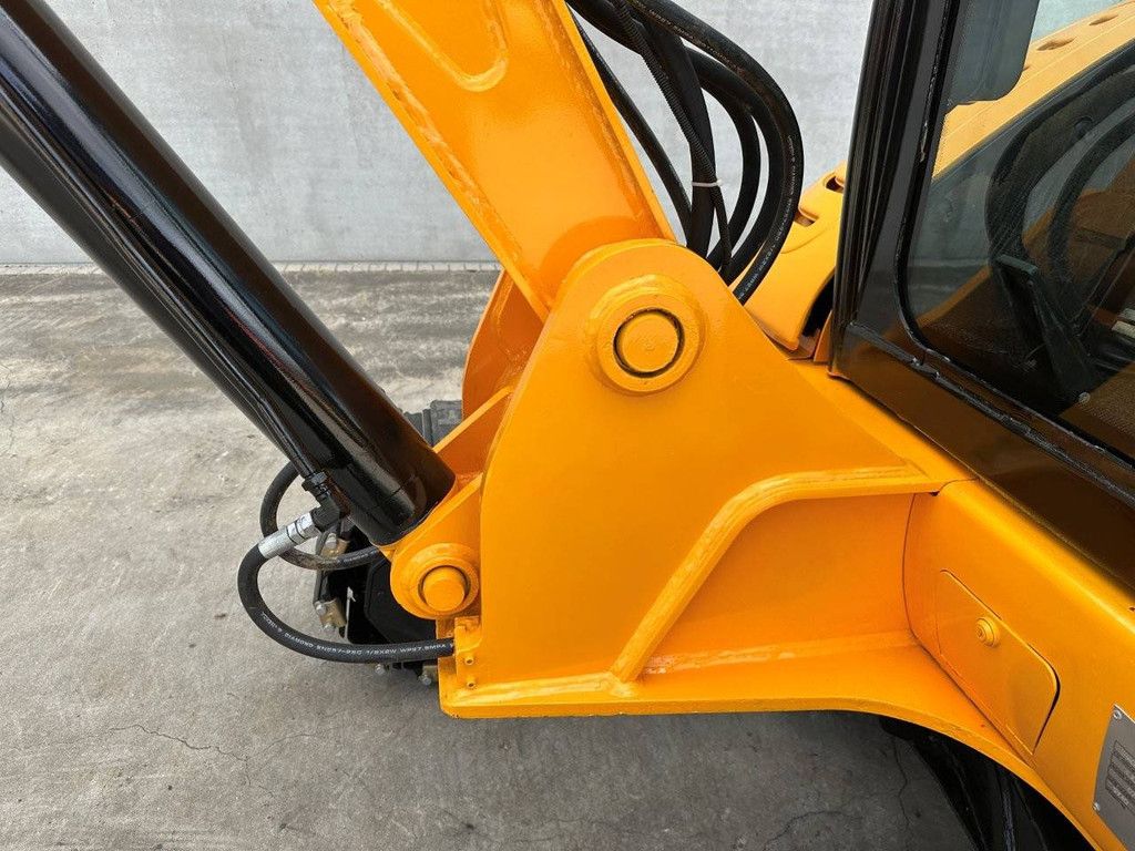 JCB 8056 Diesel Tracked Excavator 2010
