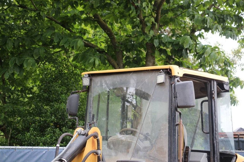 Wheel loader Caterpillar 908 Diesel 2001